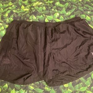 Black Old Navy Active Shorts XL
